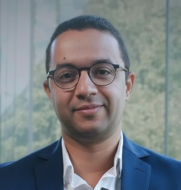 photo portrait Hamza Bennani