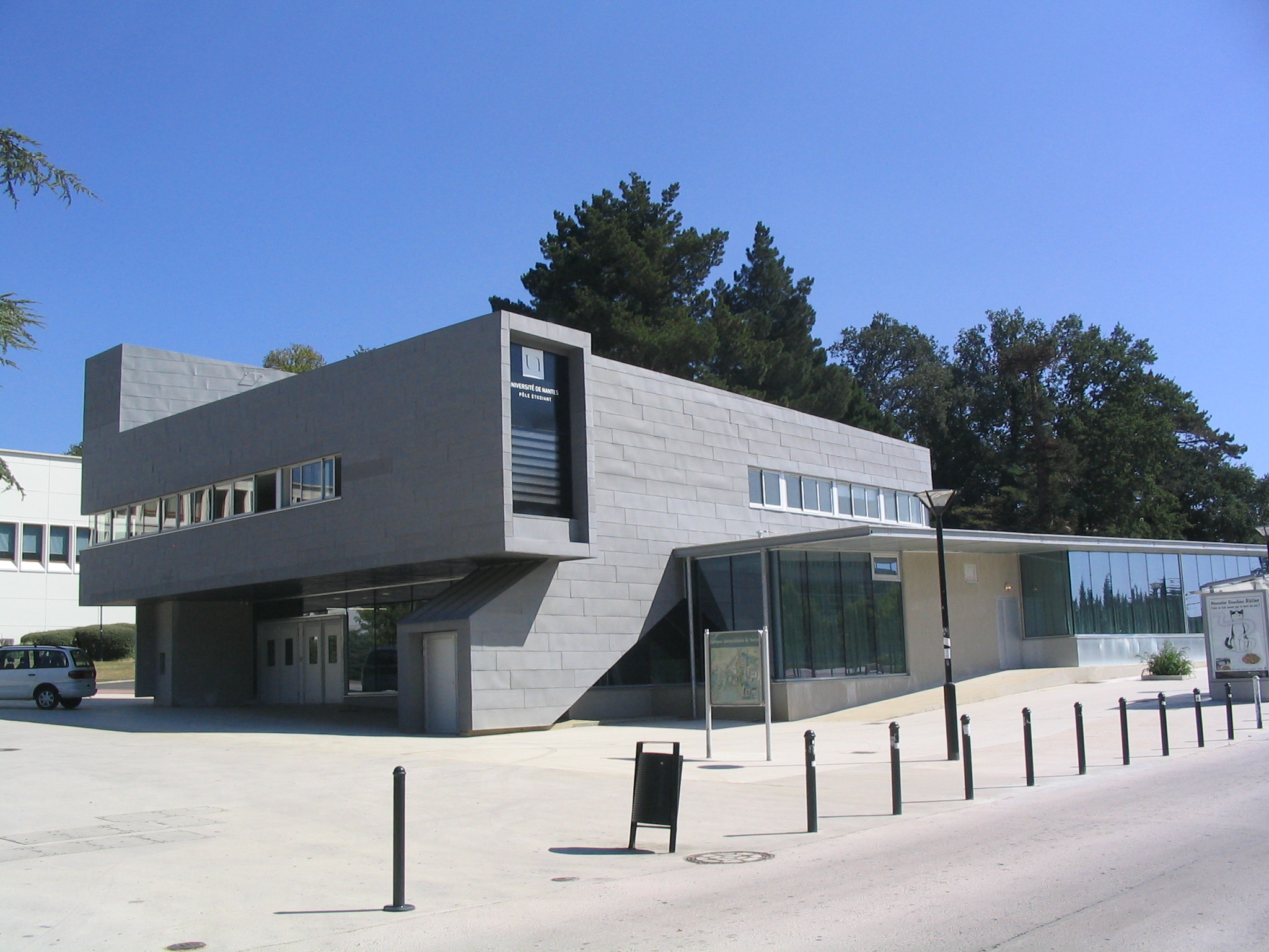 Pôle étudiant