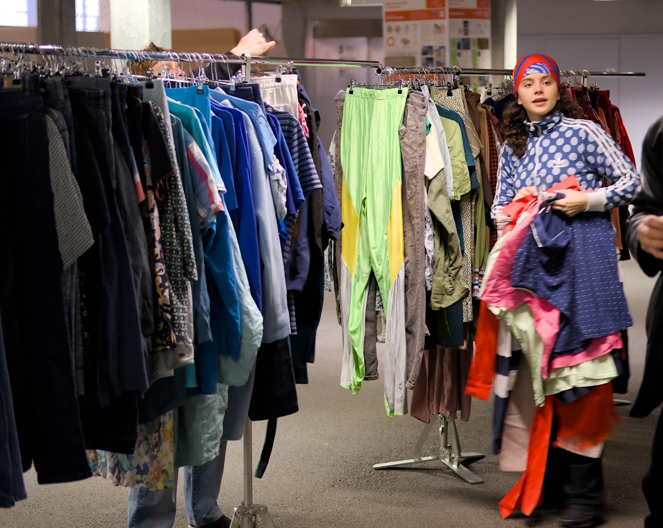 Friperie gratuite au Pôle étudiant : 200 kg de vêtements à saisir !